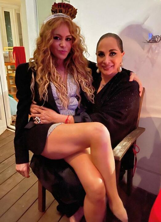 Paulina Rubio con su mamá Susana Dosamantes