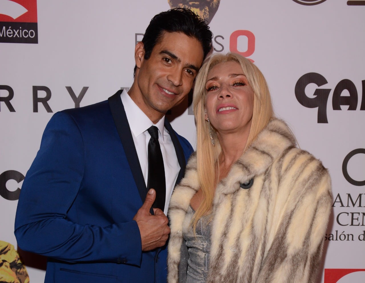 Juan Vidal y Cynthia Klitbo