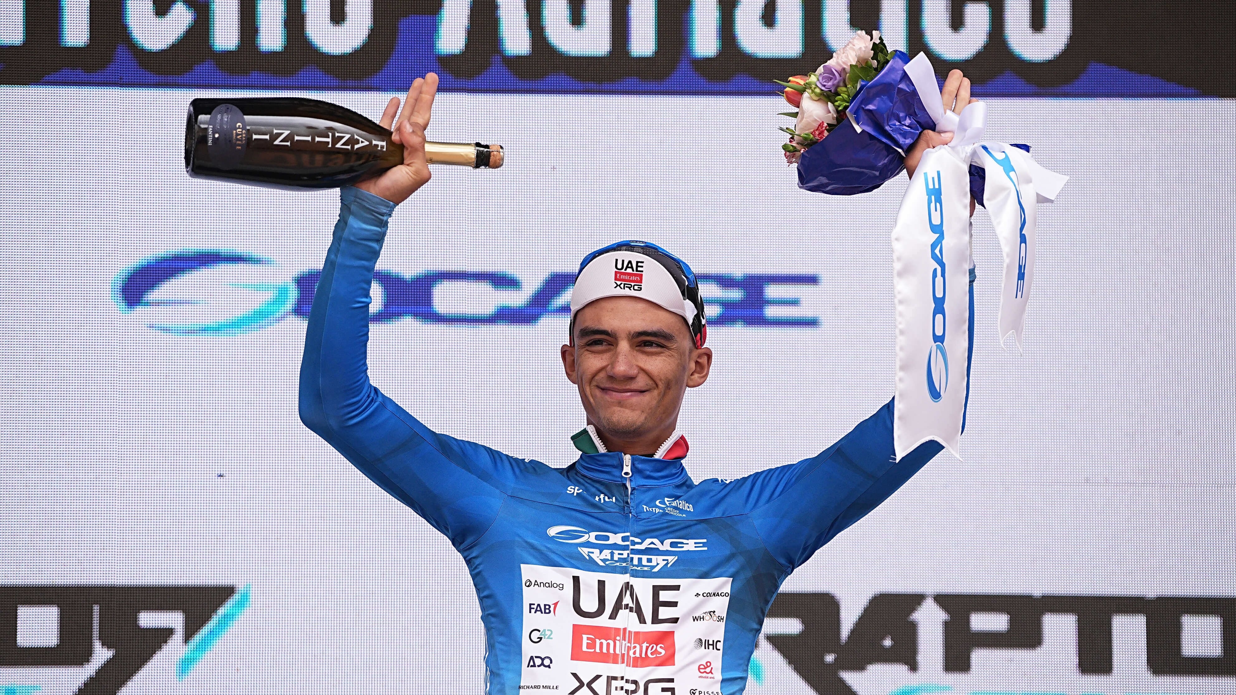 Isaac del Toro se consagra campeón de la Tirreno-Adriático
