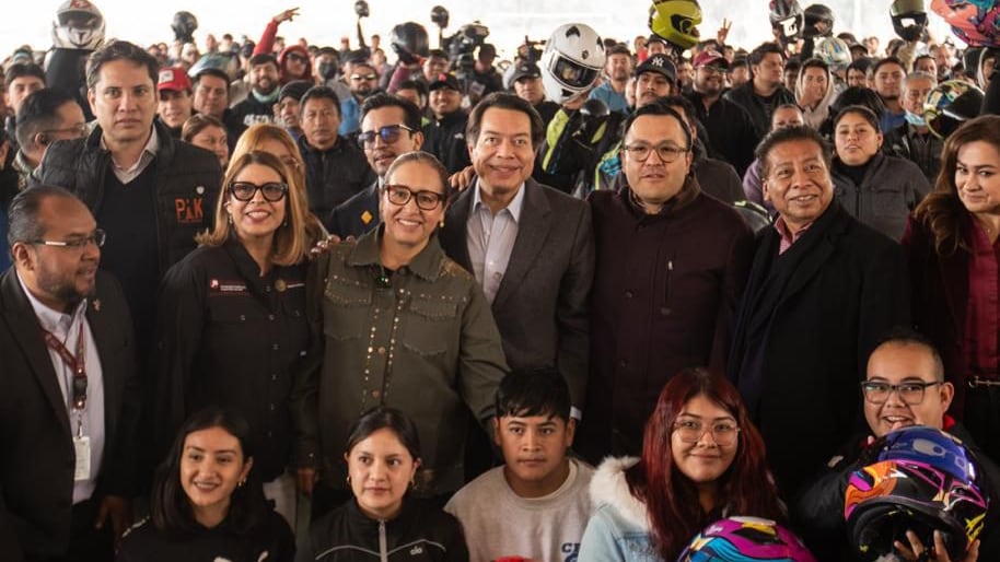 Mario Delgado anuncia certificación de 60 mil mexiquenses en “Conducción de motocicleta”