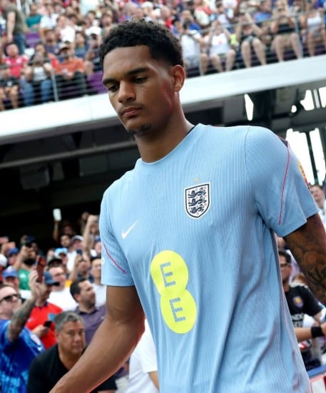 Jarell Quansah, futbolista de Inglaterra