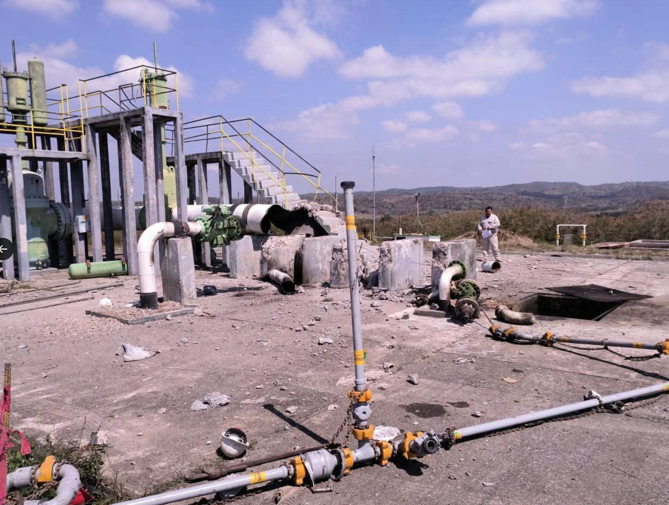 Explosión en ducto de Pemex en Oaxaca