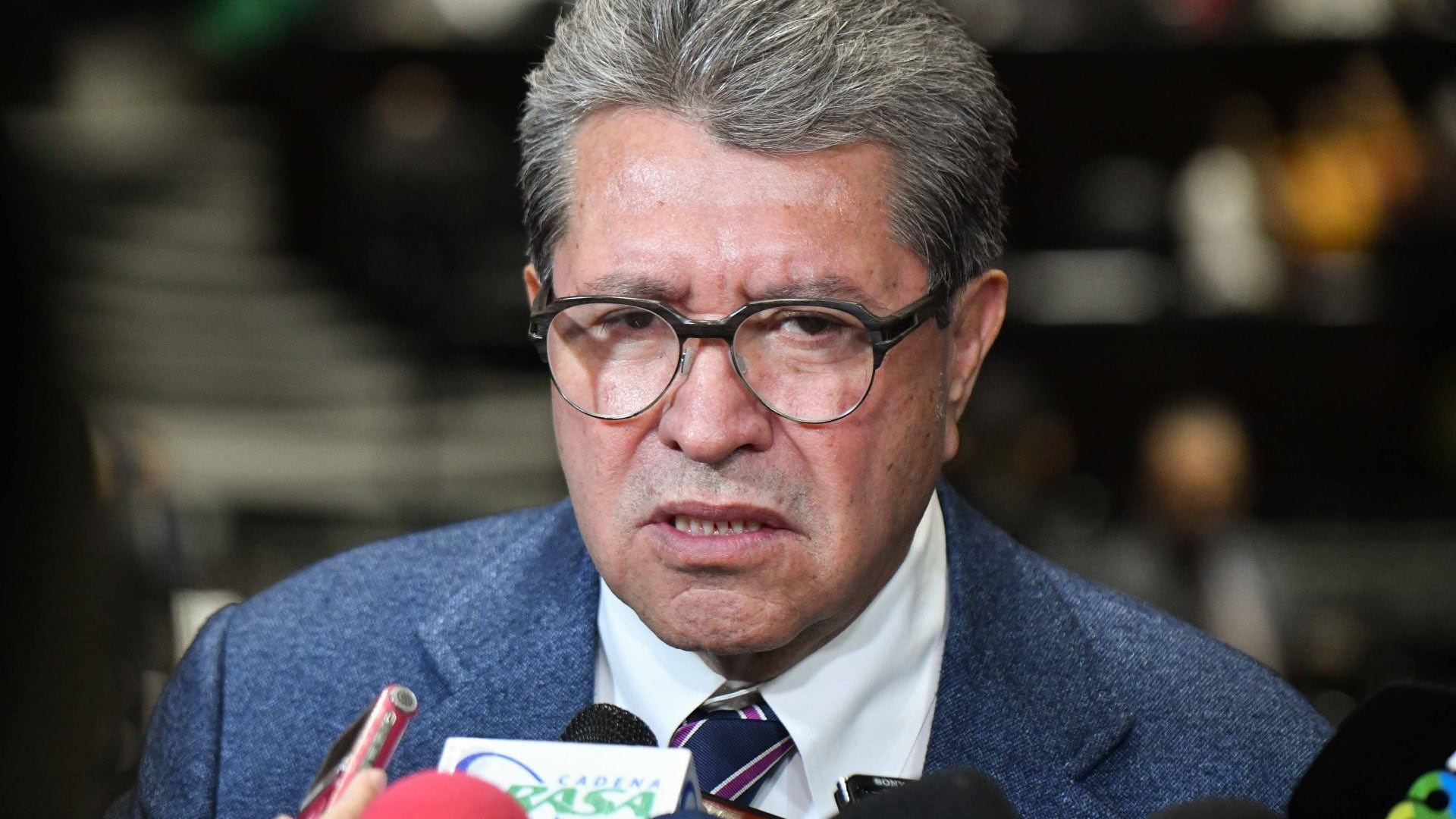 Adán Augusto López recibe respaldo de Ricardo Monreal por transacciones millonarias