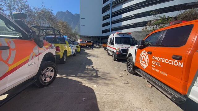 Se cae elevador en Plaza Sikara