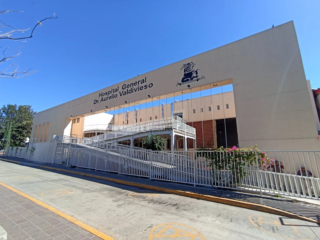 Hospital de Especialidades “Dr. Aurelio Valdivieso”