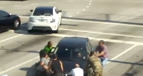 Salvan a conductora