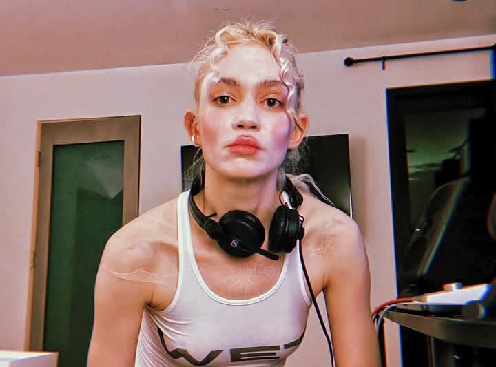 Grimes, mamá de X Æ A-Xii
