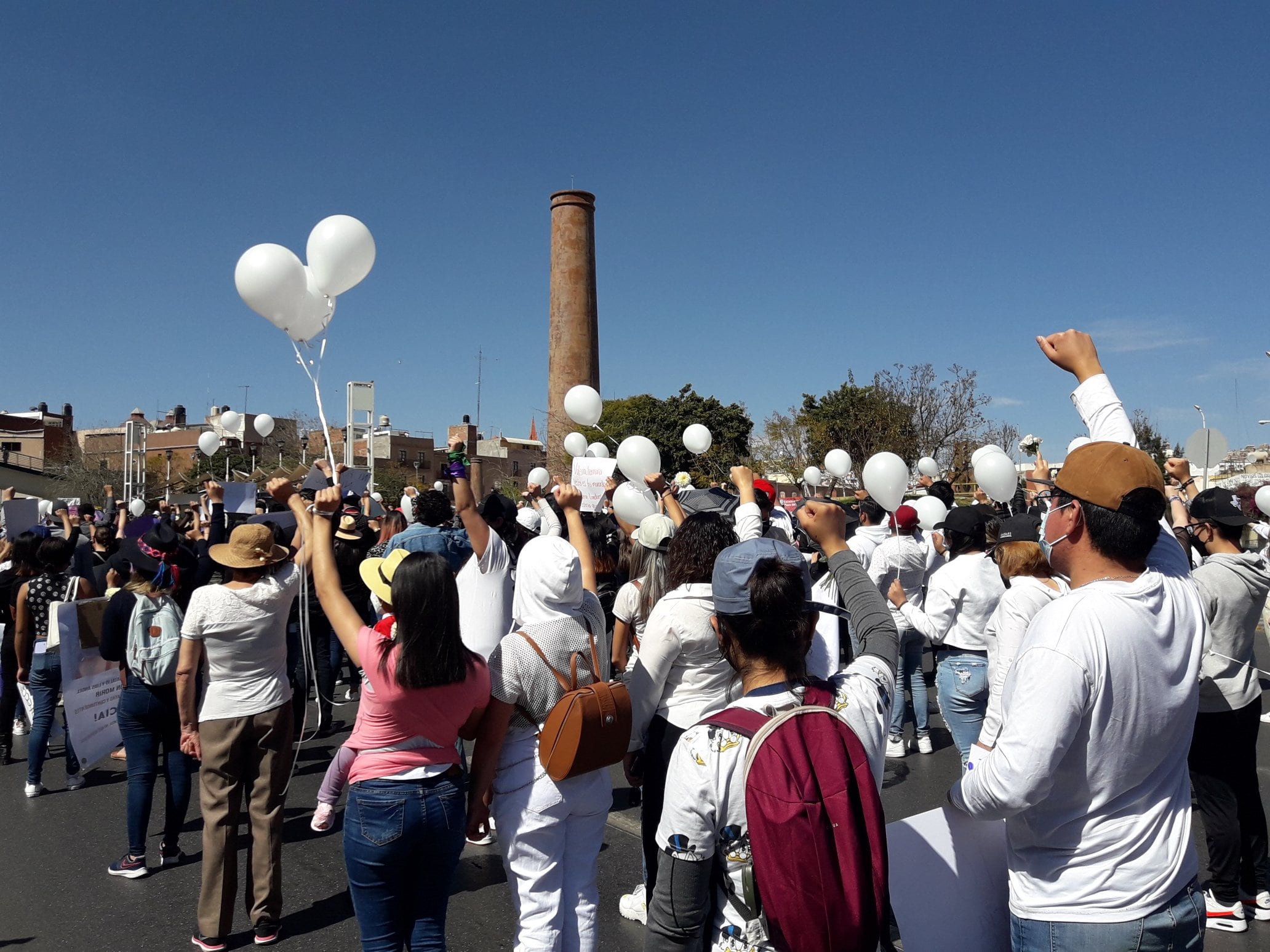 Marchan en Zacatecas por asesinato de universitarios