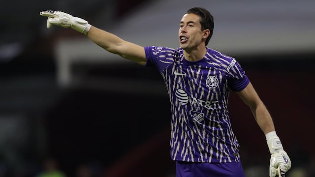 Óscar Jiménez como portero de Club América