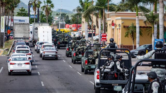 En medio de la ola violencia que se vive en Culiacán, Sinaloa, se realizó la caravana por la paz, que inició a las 11:00 de la mañana.