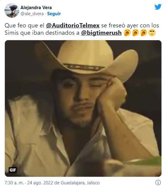 Meme por la prohibición en Auditorio Telmex de lanzar peluches del Dr. Simi