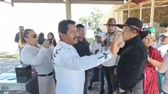 Adolfo Gómez, senador de Morena, hizo el ridículo por no querer pagar su entrada a Monte Albán