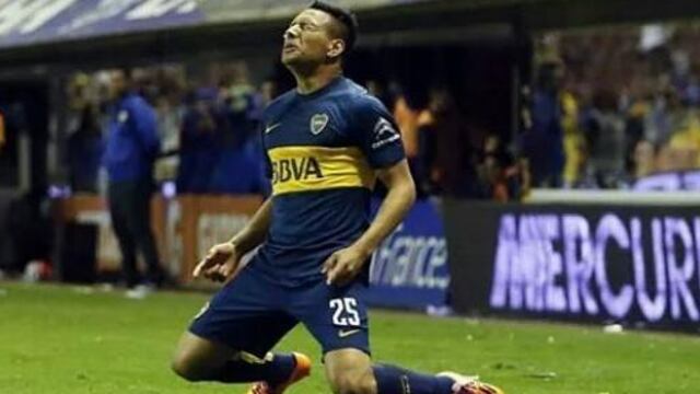 No se pierdan el golazo de Chávez: zurdazo desde afuera, con potencia y buscando el ángulo. Boca 1 Rosario 0.