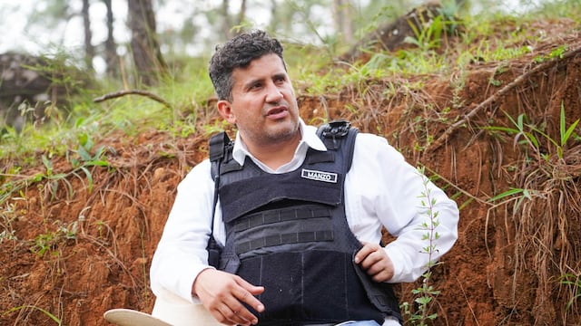 Carlos Manzo, alcalde de Uruapan, fue atacado a balazos; está grave