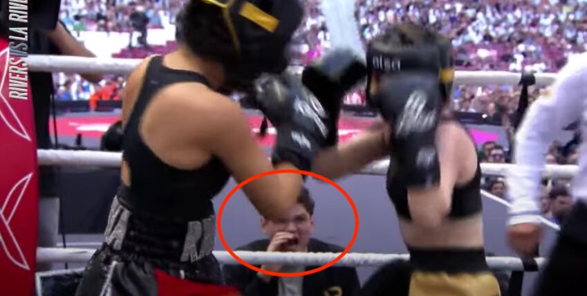 El Mariana durante la pelea de La Rivers