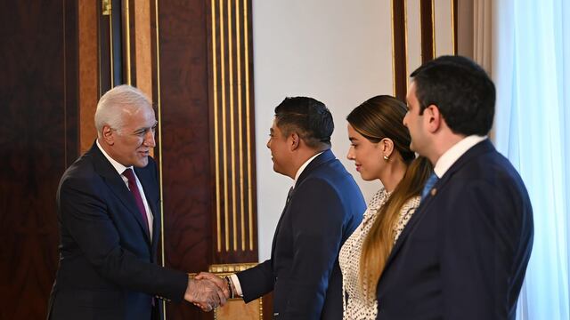 Ricardo Gallardo y Vahagn Khachaturyan