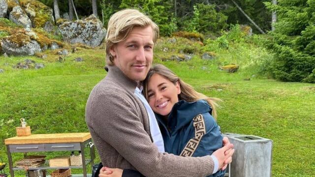 Emil Forsberg y su esposa