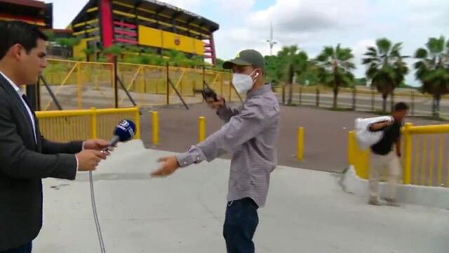 Asalto a conductor y camarógrafo