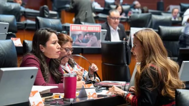 Carolina Viggiano y Simey Olvera protagonizan confrontación en el Senado