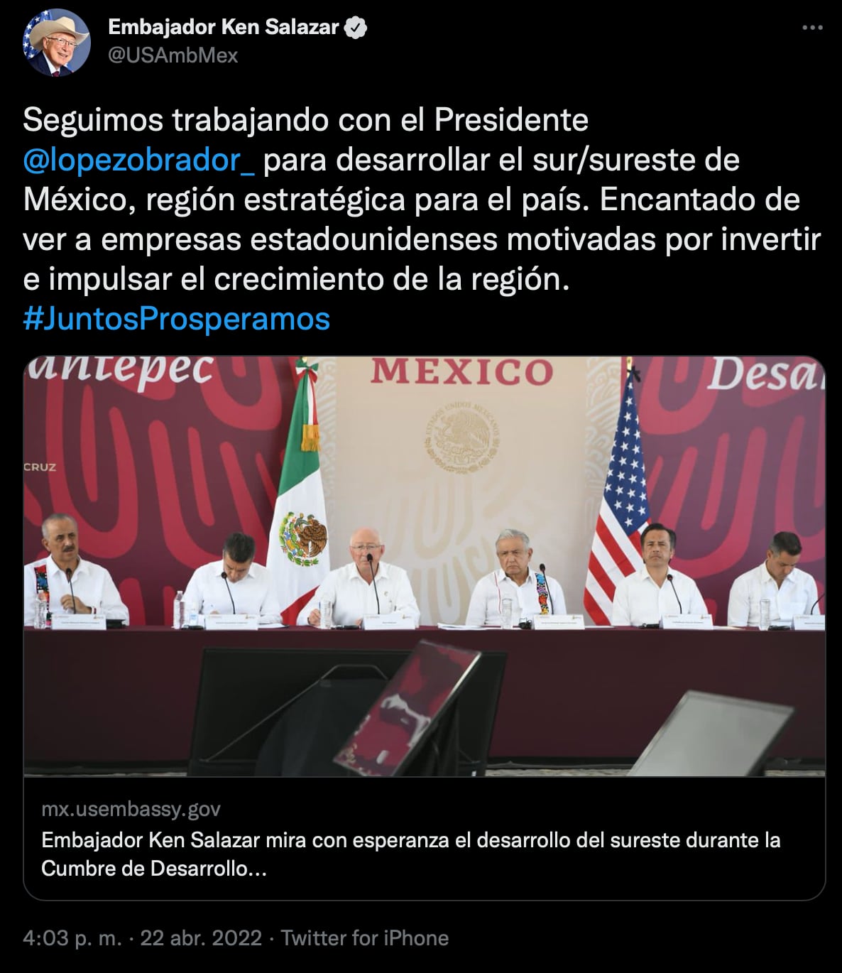 Ken Salazar celebra inversión en el sureste de México