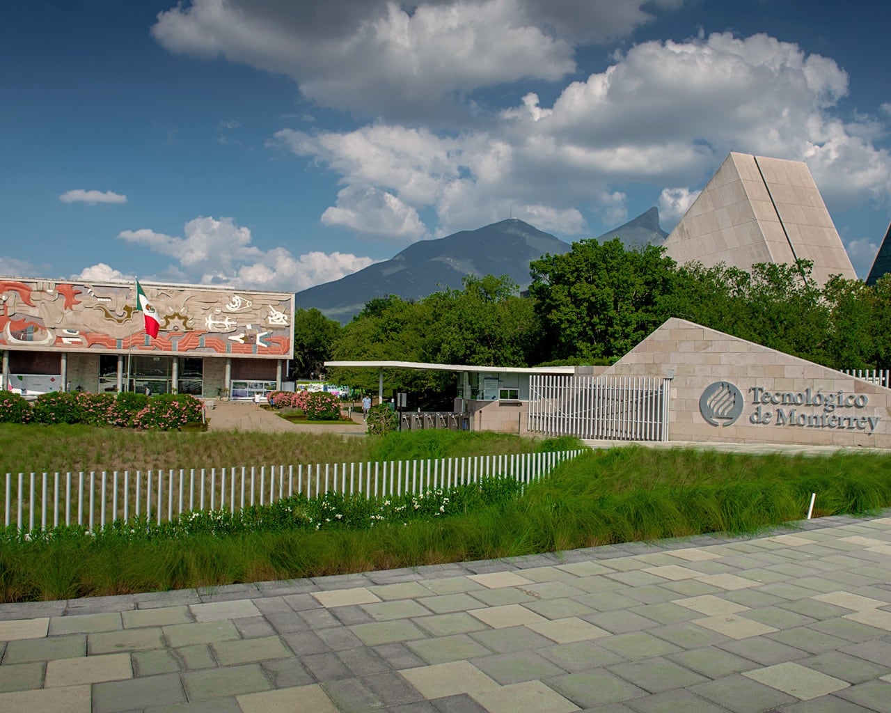 Muere alumna en Tec Monterrey, Campus Monterrey