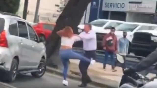 Alfredo Adame pelea en la calle con pareja