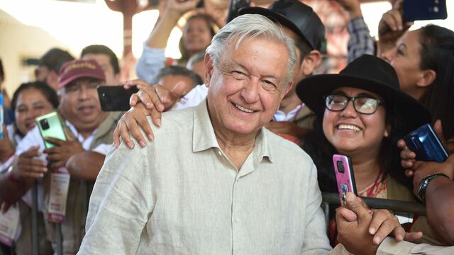 AMLO presume avance de 77.92% en obras del Banco del Bienestar en México