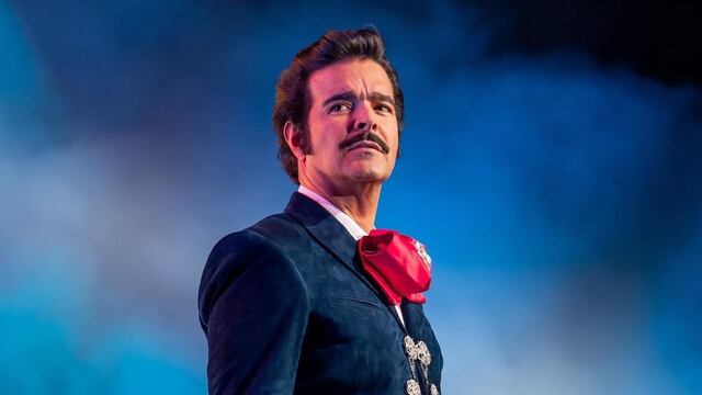 Pablo Montero como Vicente Fernández en 'El último rey'