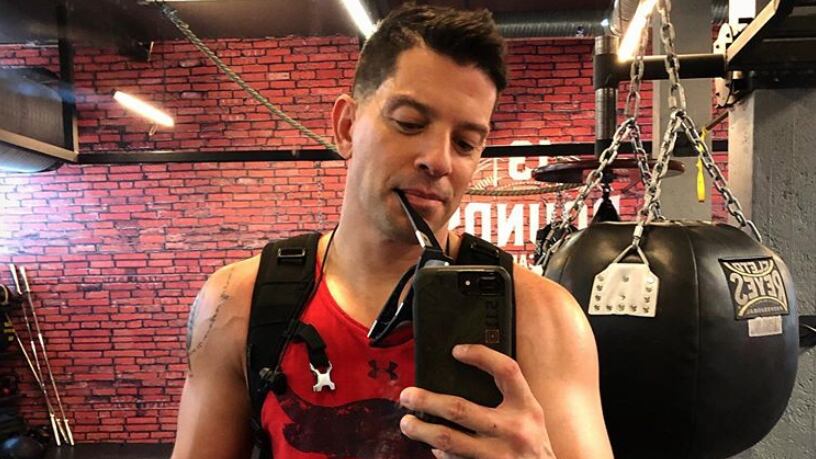 ¡Juega sucio! Yahir le hace "brujería" a Belinda (VIDEO)