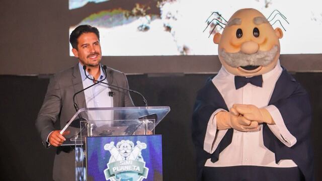 Farmacias Similares y Dr. Simi entregan 25 millones de pesos para conservar arrecifes