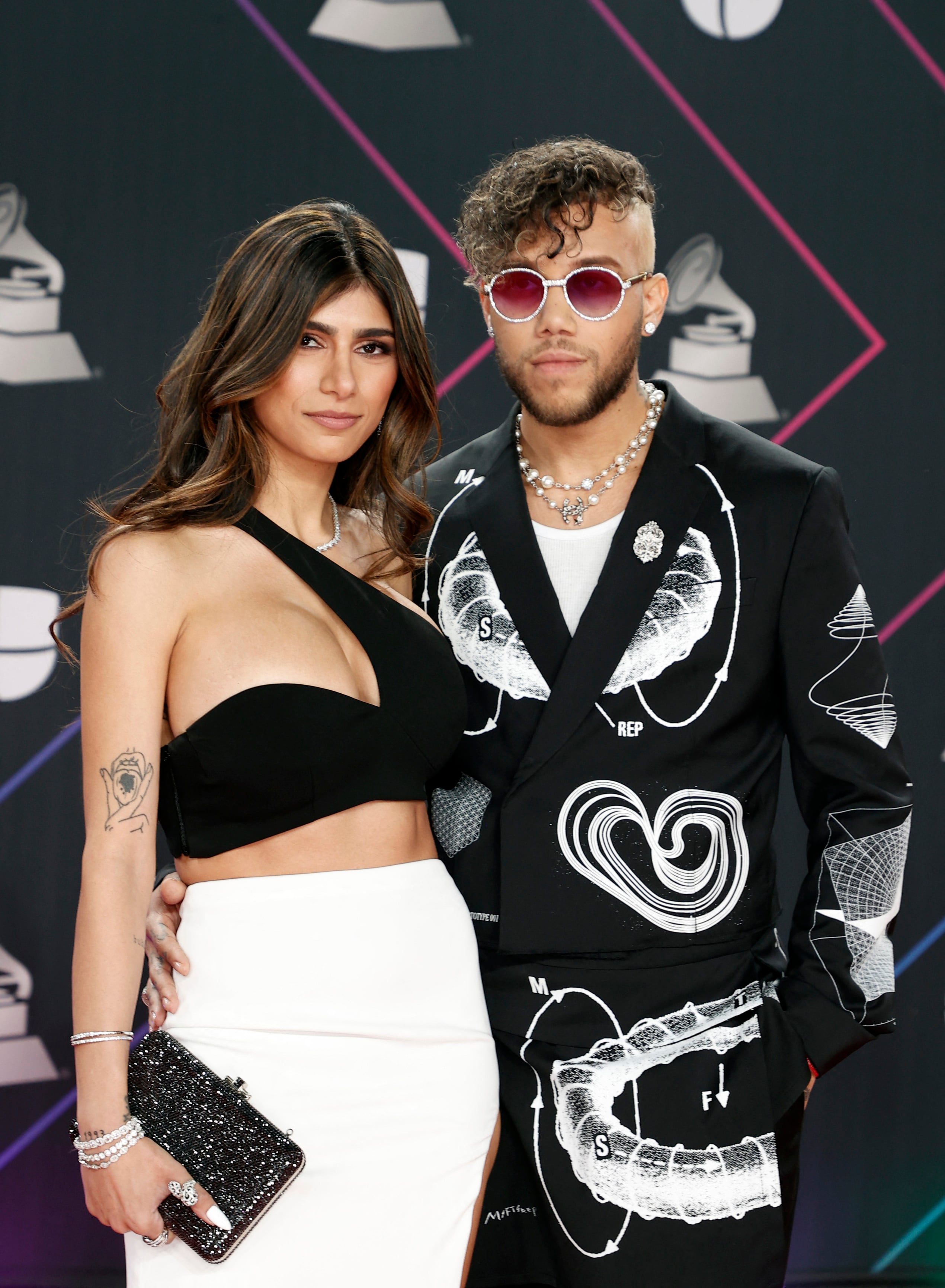 Mia Khalifa y Jhay Cortez