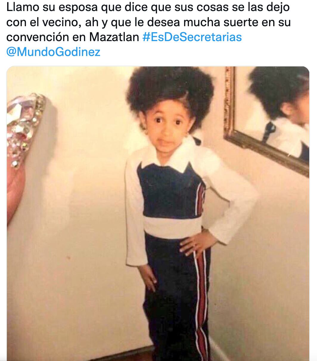 memes día de la secretaría 2022