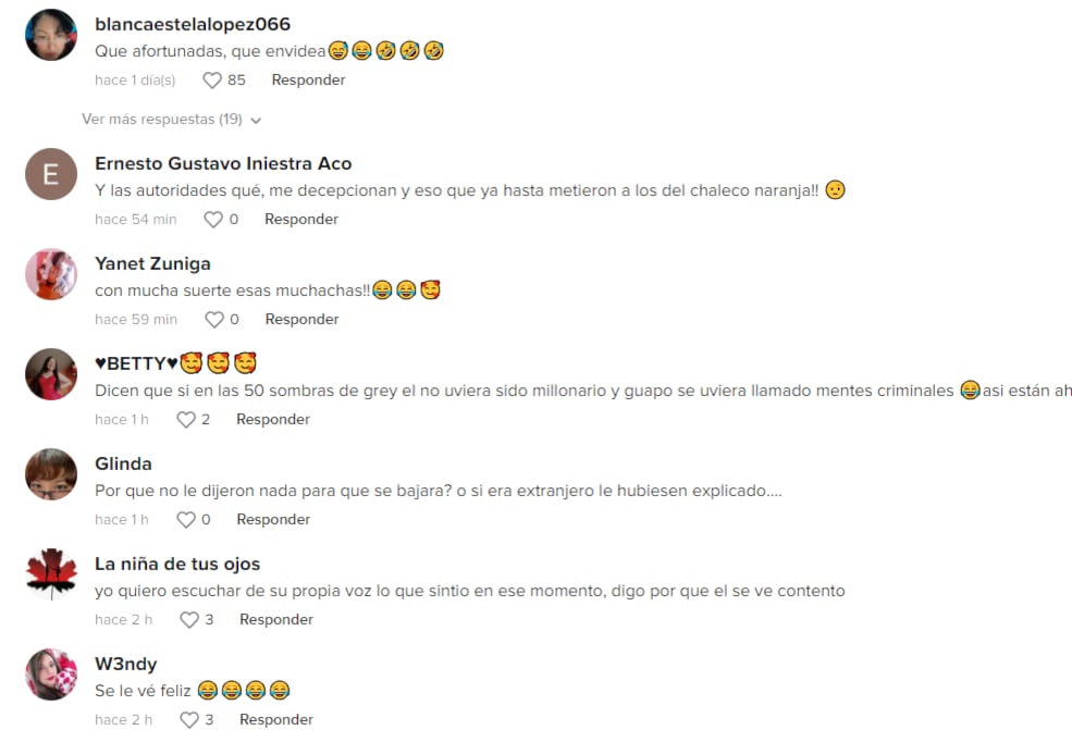 Reacciones al extranjero en vagón exclusivo en Metro de la CDMX