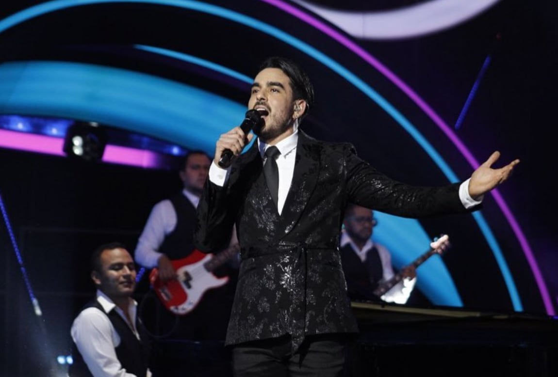 Andrés en la final de La Academia