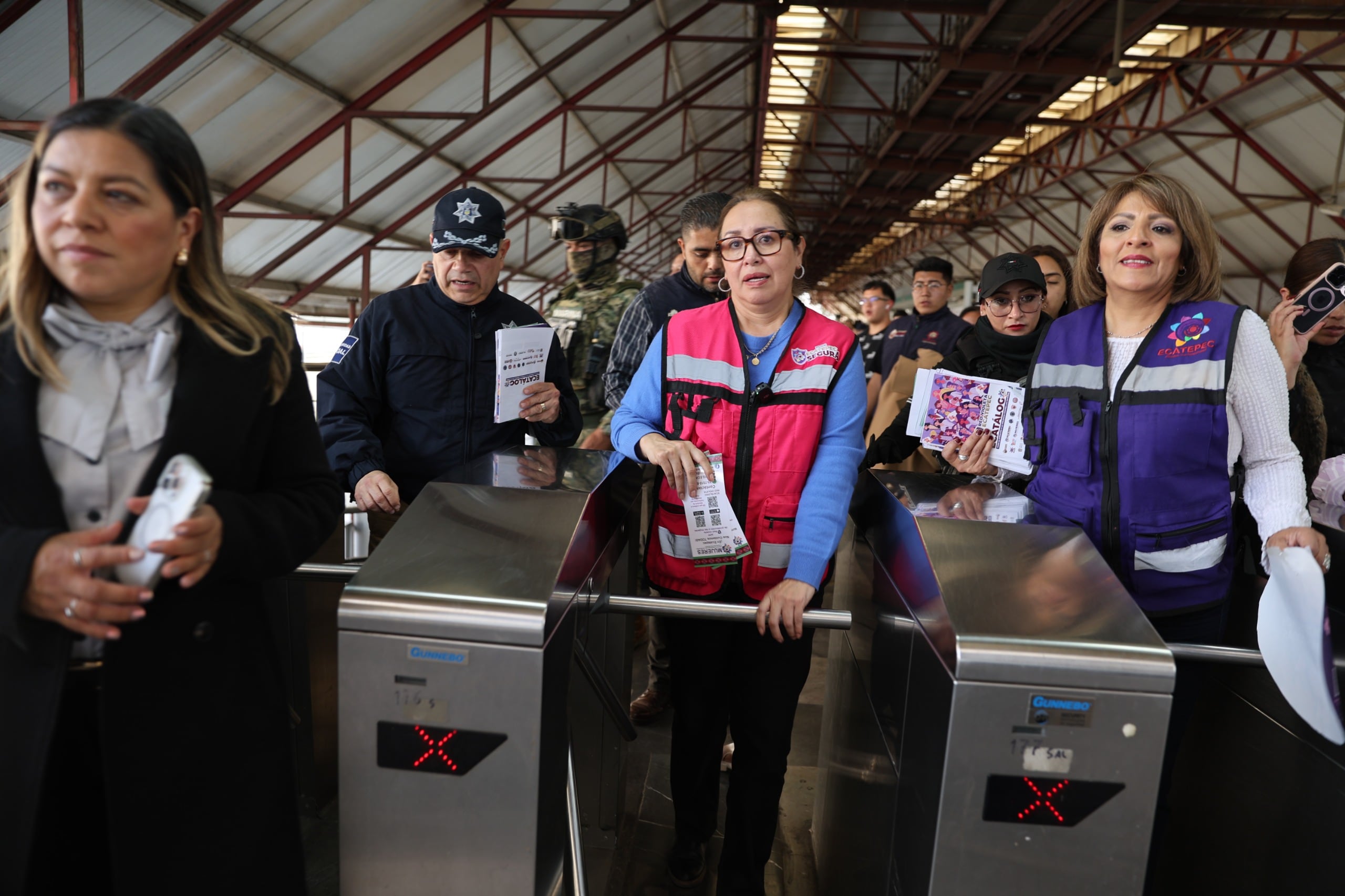 Azucena Cisneros pone en marcha Operativo Metro Seguro en Ecatepec