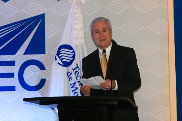 premio exatec 20117, enrique coppel luken