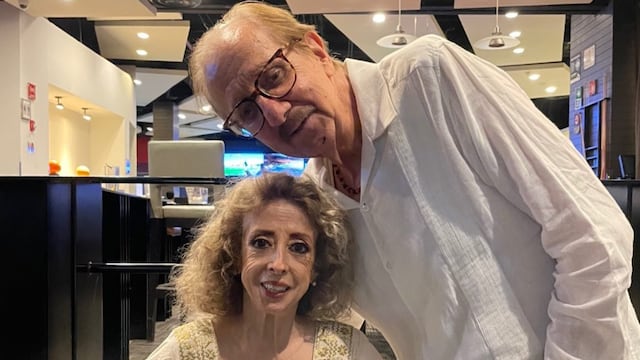 María Elena Saldaña 'La güereja' y Benito Castro.