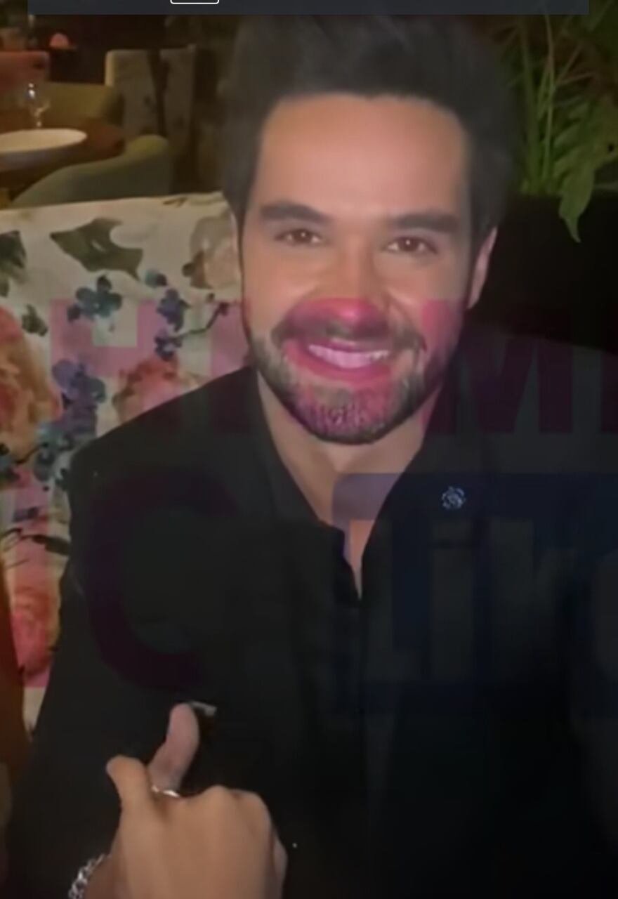 Eleazar pidiendo matrimonio a Tefi