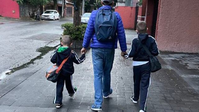 Marko Cortés y sus hijos en regreso a clases