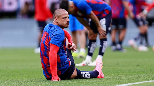 Chicharito Hernandez se prepara para ver los juegos en Amazon Prime Video