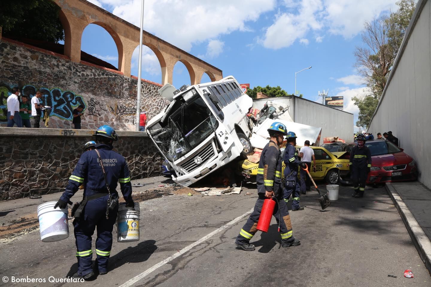Accidente Autopista México-Querétaro