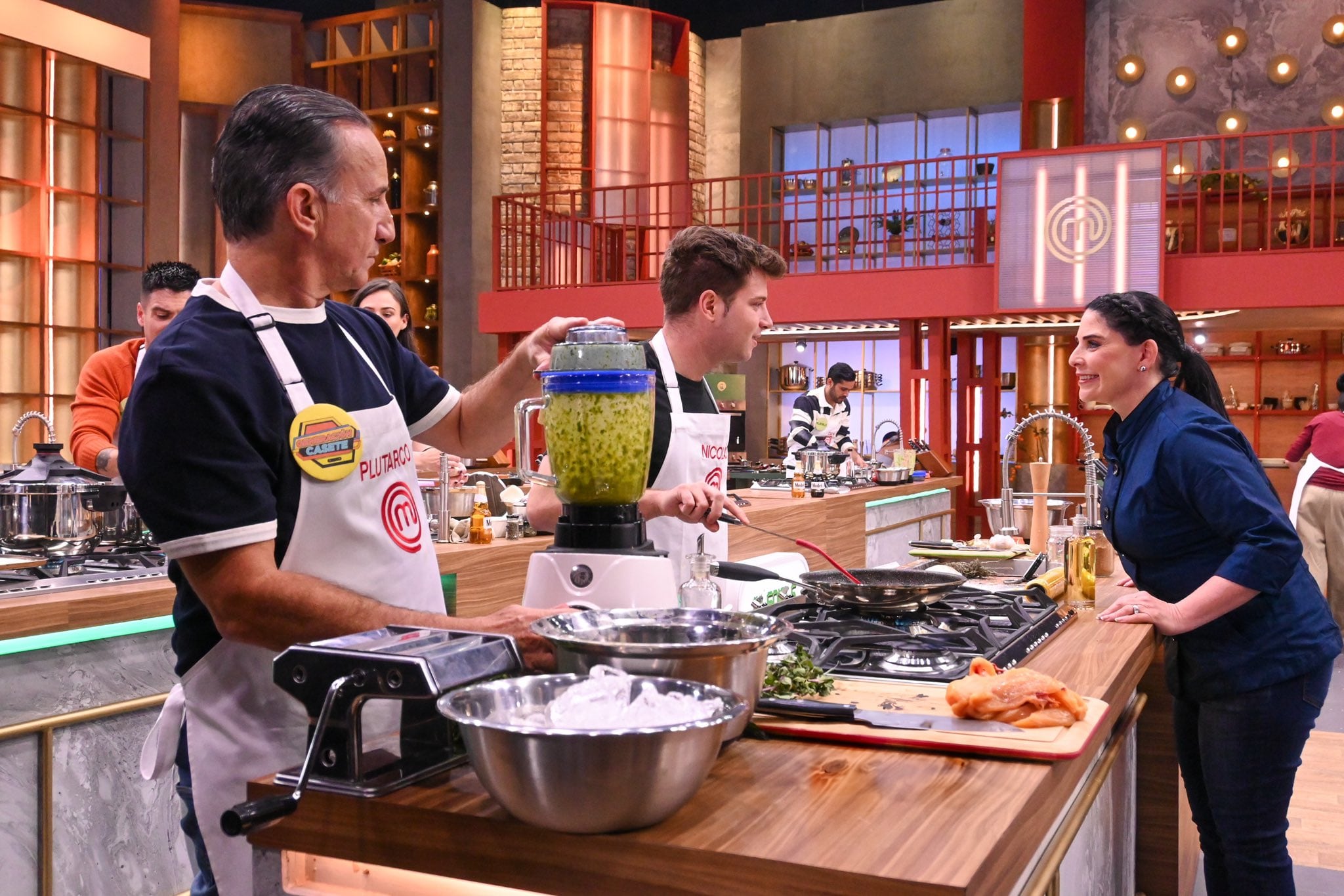 Plutarco Haza y su hijo, Nicolás Haza, en MasterChef Celebrity 2025