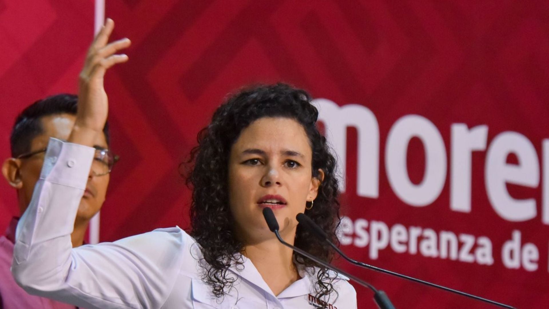 Luisa Alcalde, dirigente de Morena