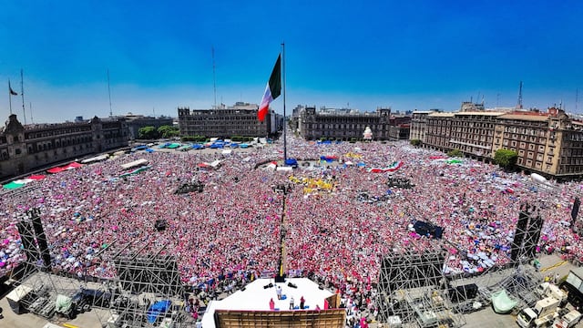 ¿Cuántas personas asistieron a la Marea Rosa?