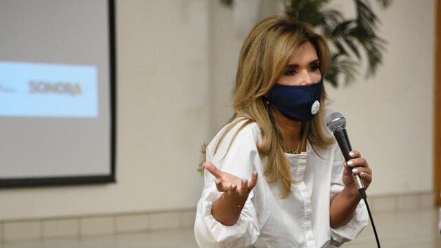 Claudia Pavlovic Arellano.