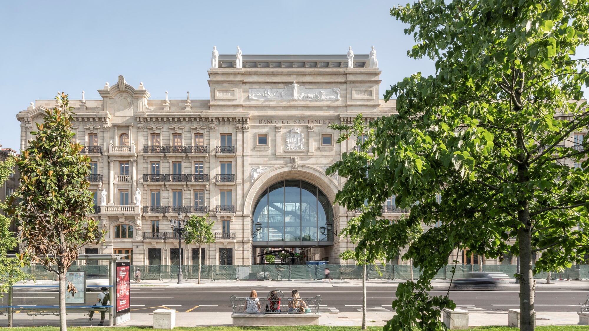 Faro Santander abrirá sus puertas con las colecciones Gelman y Banco Santander