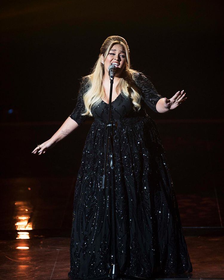 Joaquina Carruitero imita a Adele en El Retador