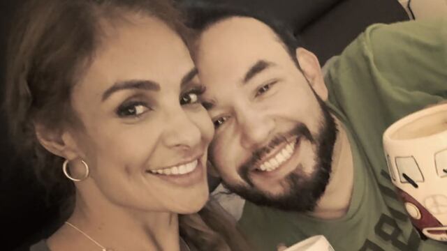 Alma Cero y su novio, Enrique Orozco