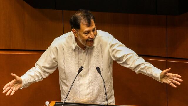 Aprueban solicitud de licencia de Gerardo Fernández Noroña