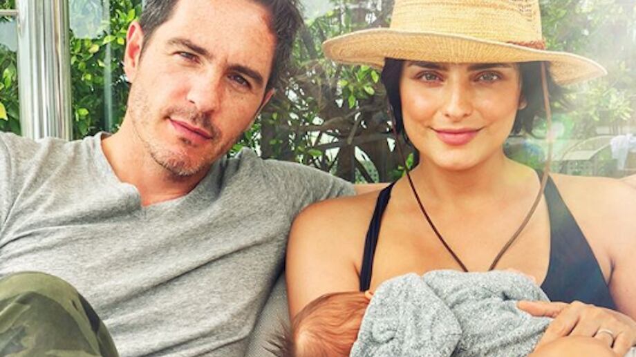 Aislinn Derbez quiere a Mauricio Ochmann de invitado en su podcast, pero él se niega ¿por miedo?
